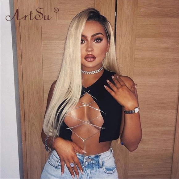 Fashion Nova Tops - cute crop top with chains